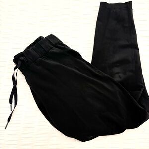 Lululemon On the Fly Joggers